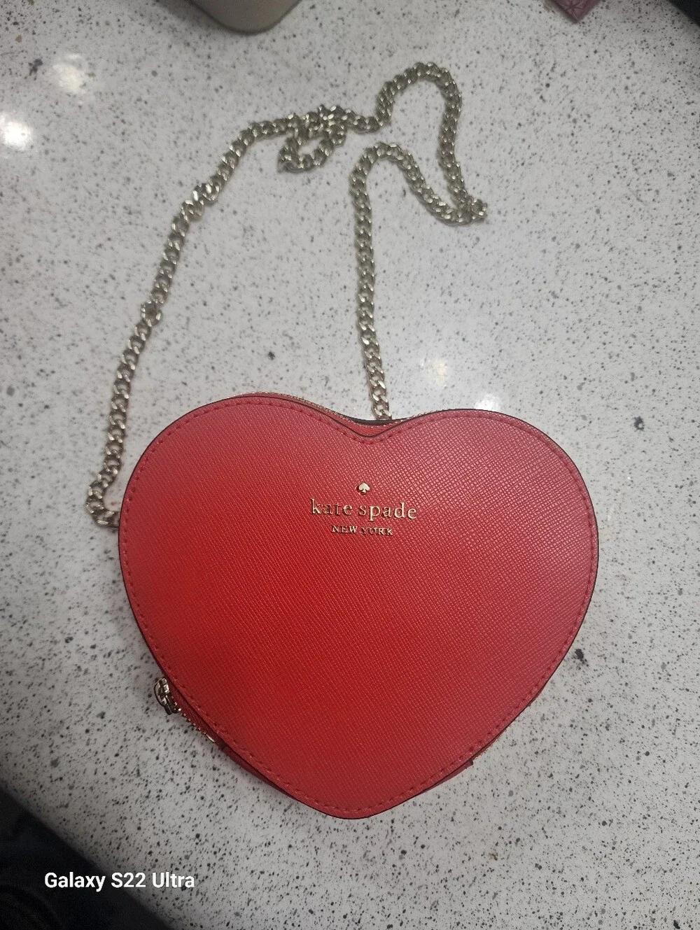 kate spade red heart-shaped crossbody with gold chain